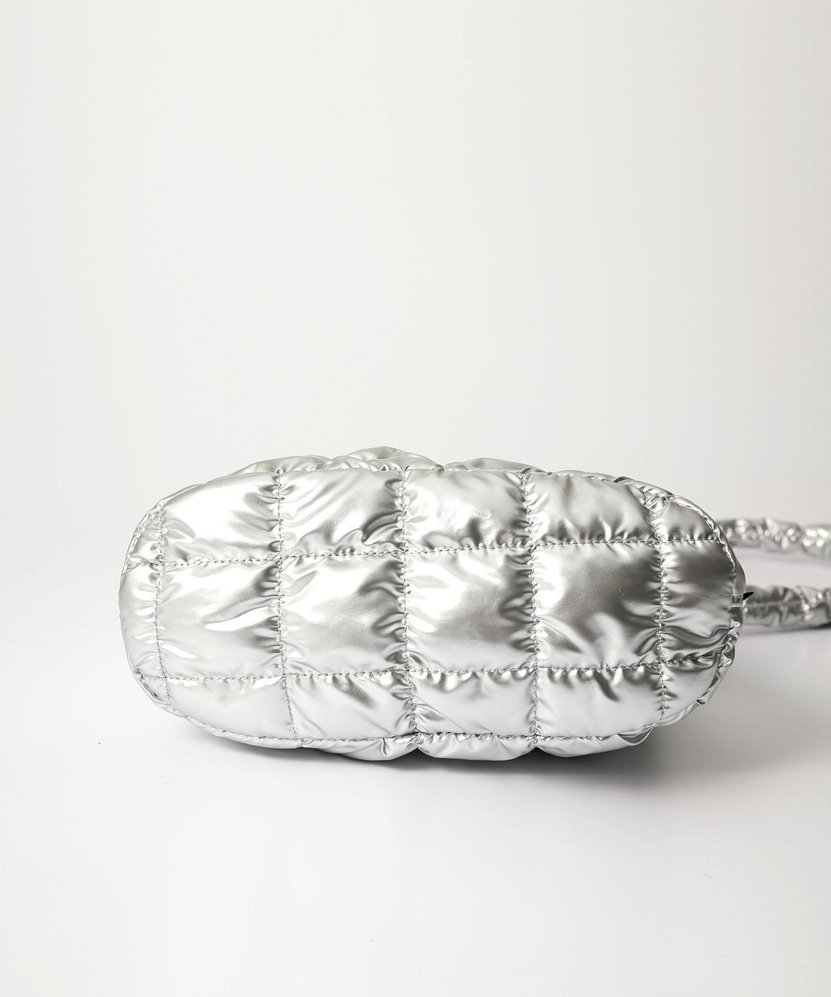 옐로우스톤(YELLOWSTONE) Vienna cloud bag - Silver
