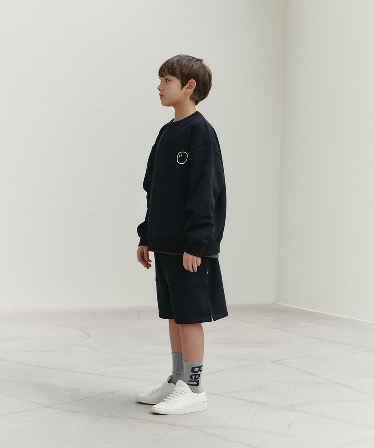 벤(BBEEEENN) 벤몬 오버핏 스웻셔츠_블랙