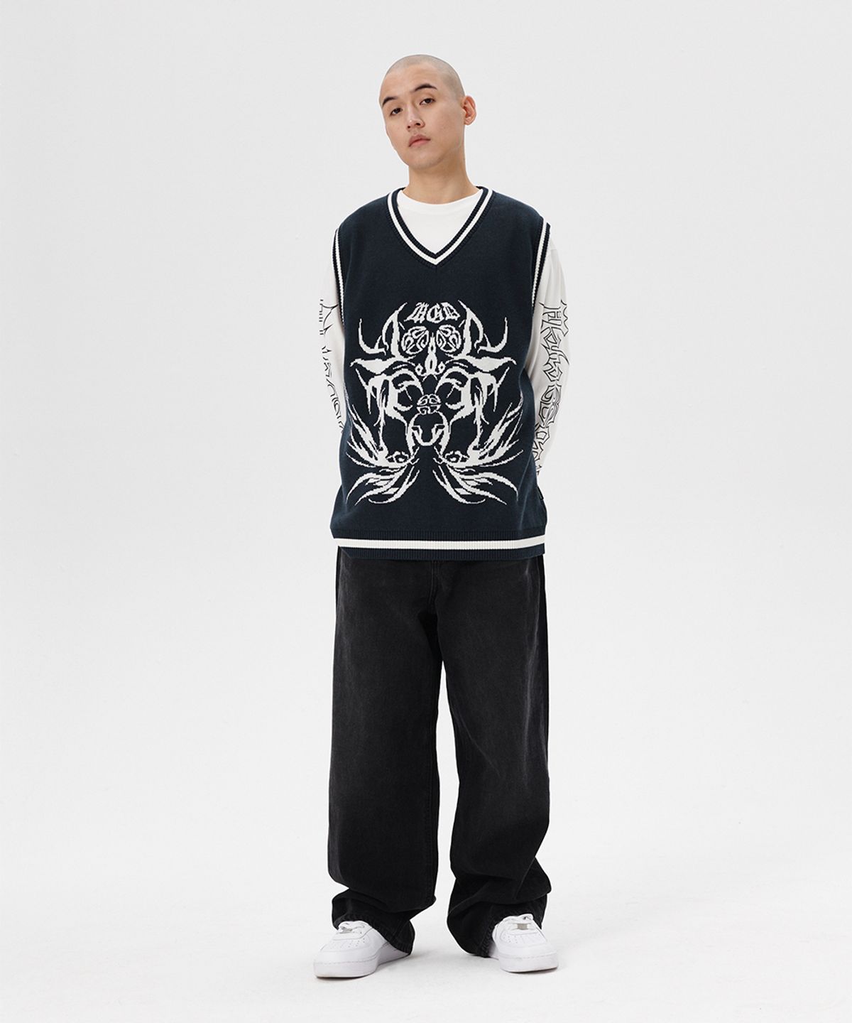 마하그리드(MAHAGRID) ECLIPSE TRIBAL KNIT VEST NAVY(MG2ESMK602A)