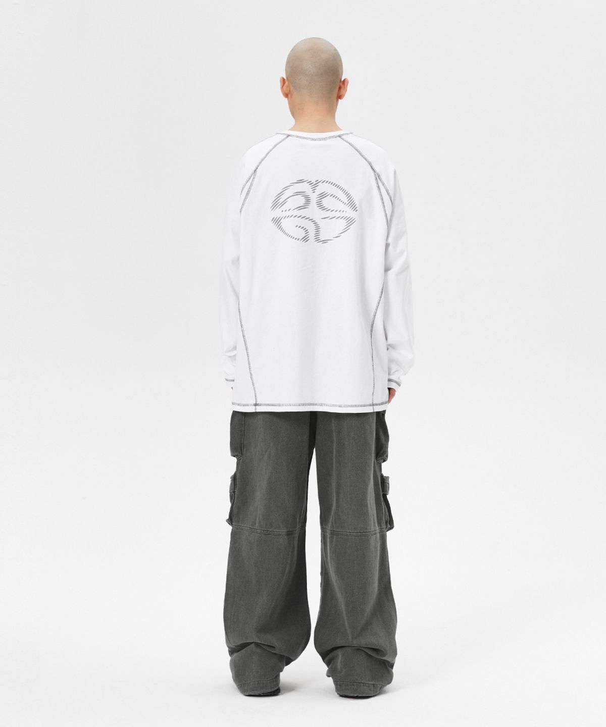 마하그리드(MAHAGRID) CURVED STITCH LS TEE WHITE(MG2ESMT565A)