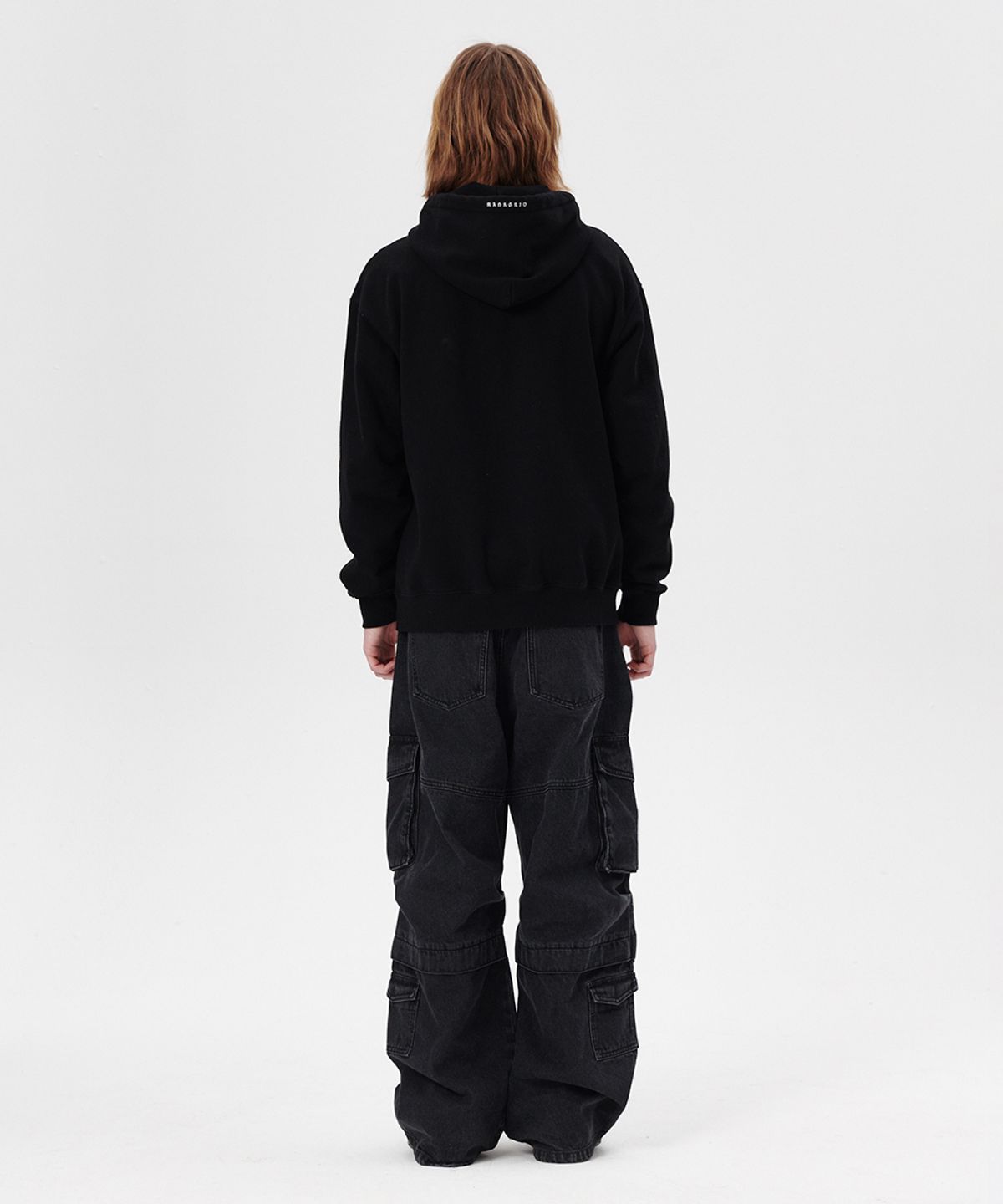 마하그리드(MAHAGRID) BUTTERFLY APPLIQUE HOOD ZIP-UP BLACK(MG2ESMM413A)