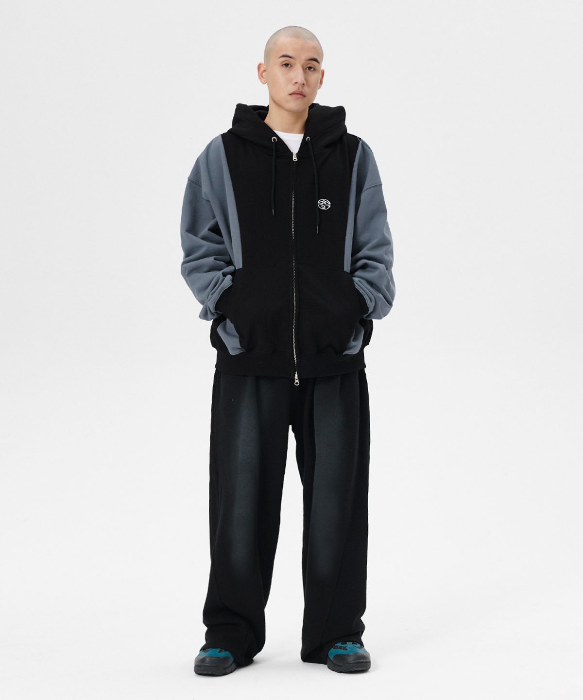 마하그리드(MAHAGRID) BRUSHED WIDE SWEATPANT BLACK(MG2ESMPA01A)