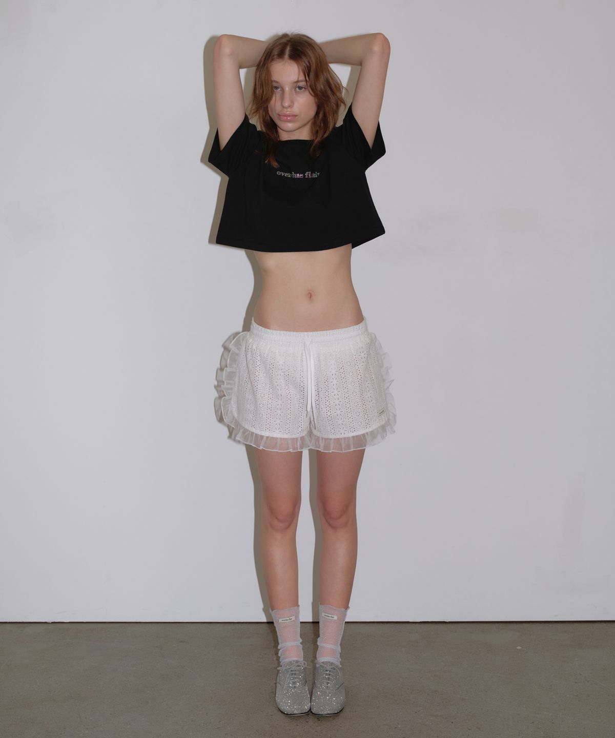 오버듀플레어(OVERDUEFLAIR) GLITTER MESH SOCKS_SILVER
