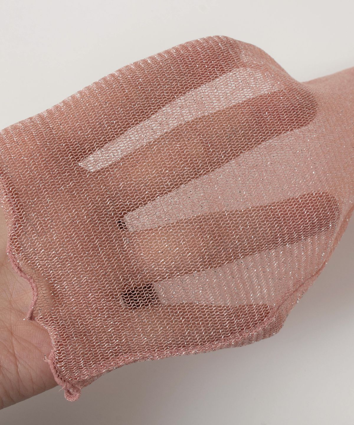 오버듀플레어(OVERDUEFLAIR) GLITTER MESH SOCKS_BABY PINK