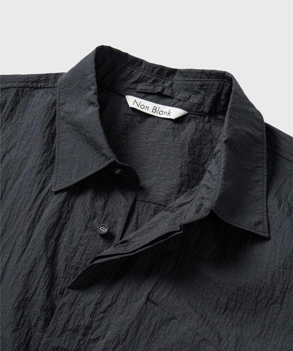 넌블랭크(NONBLANK) 윈드 브레이크 셔츠_DARK GREY
