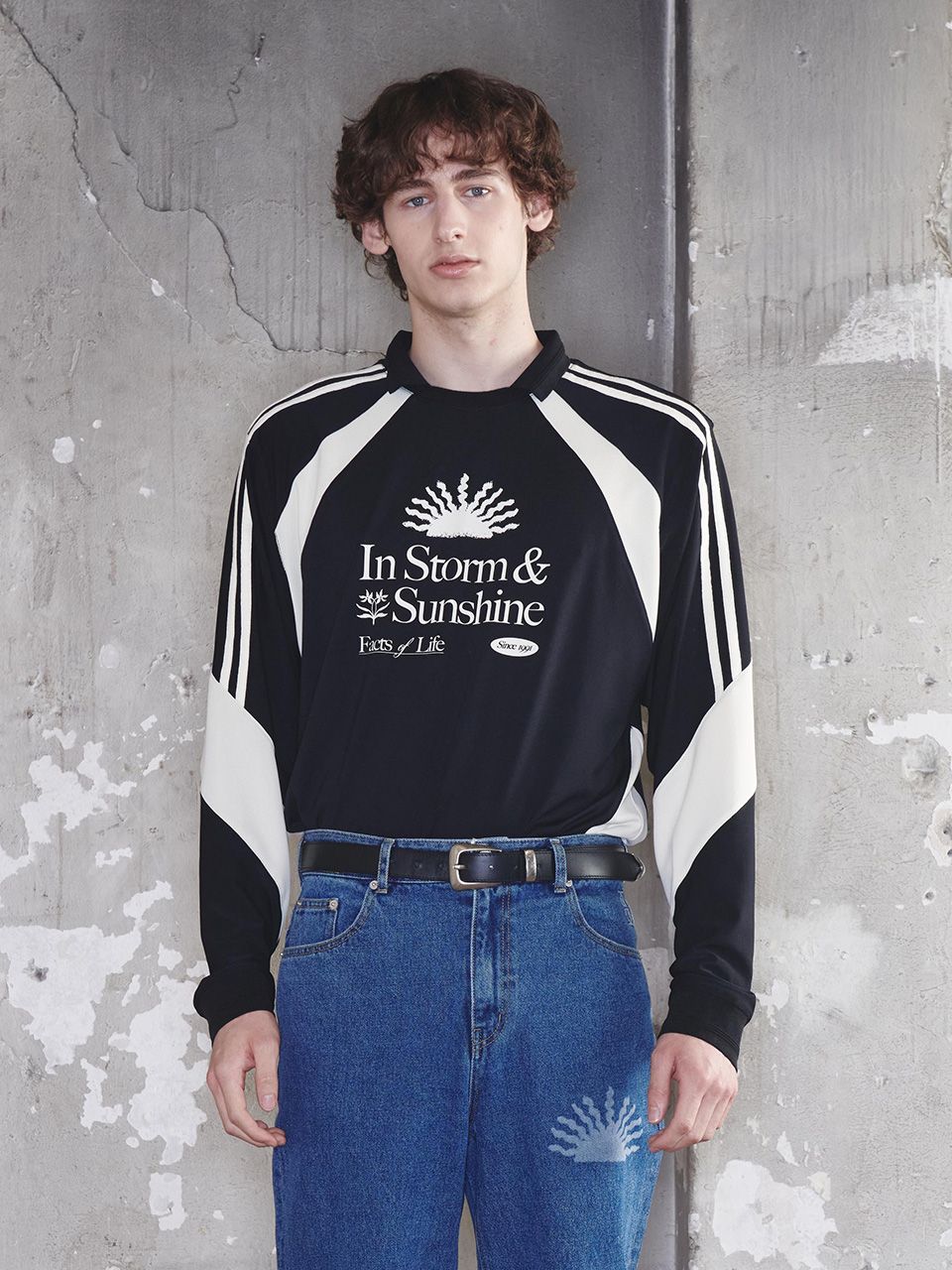シャツ KIJUN Sunshine Football T-Shirt UNISEX KIJUN/キジュン】 Sunshine Football T-Shirt UNISEX（Tシャツ