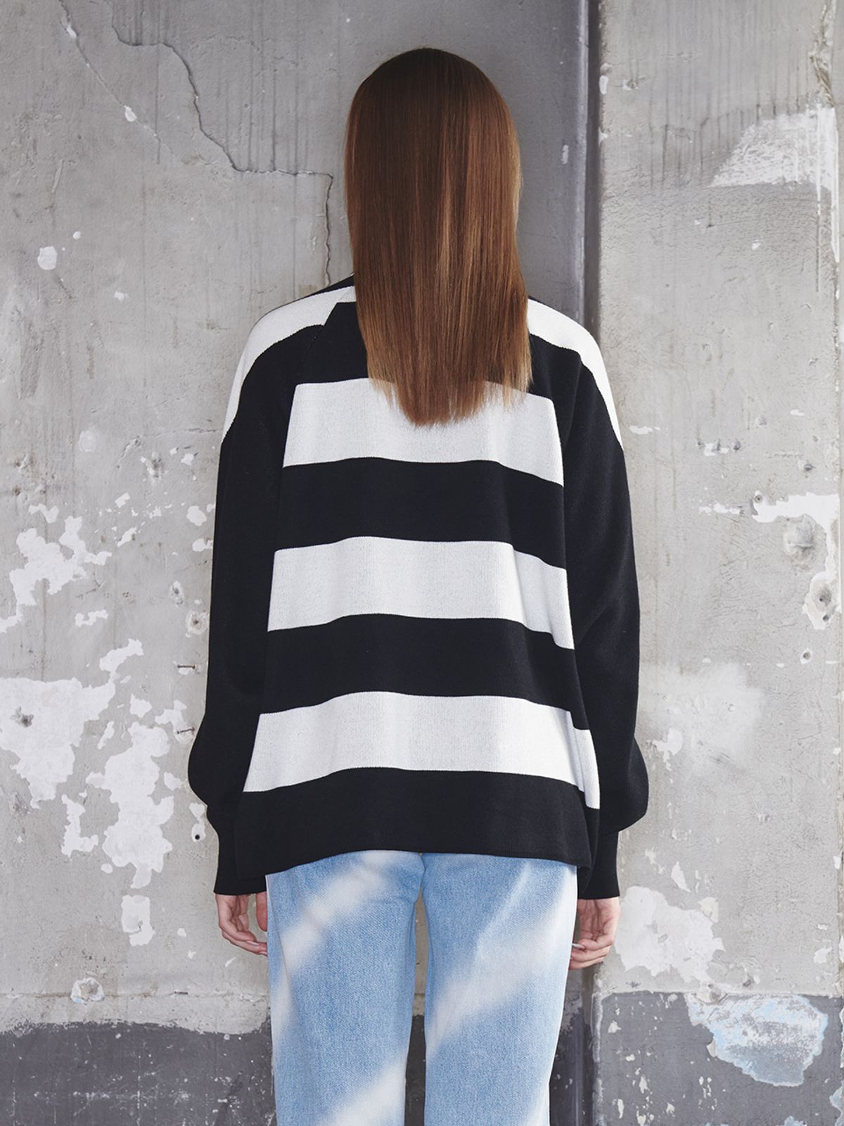 기준(KIJUN) Striped Knit Rugby Top UNISEX Black Cream