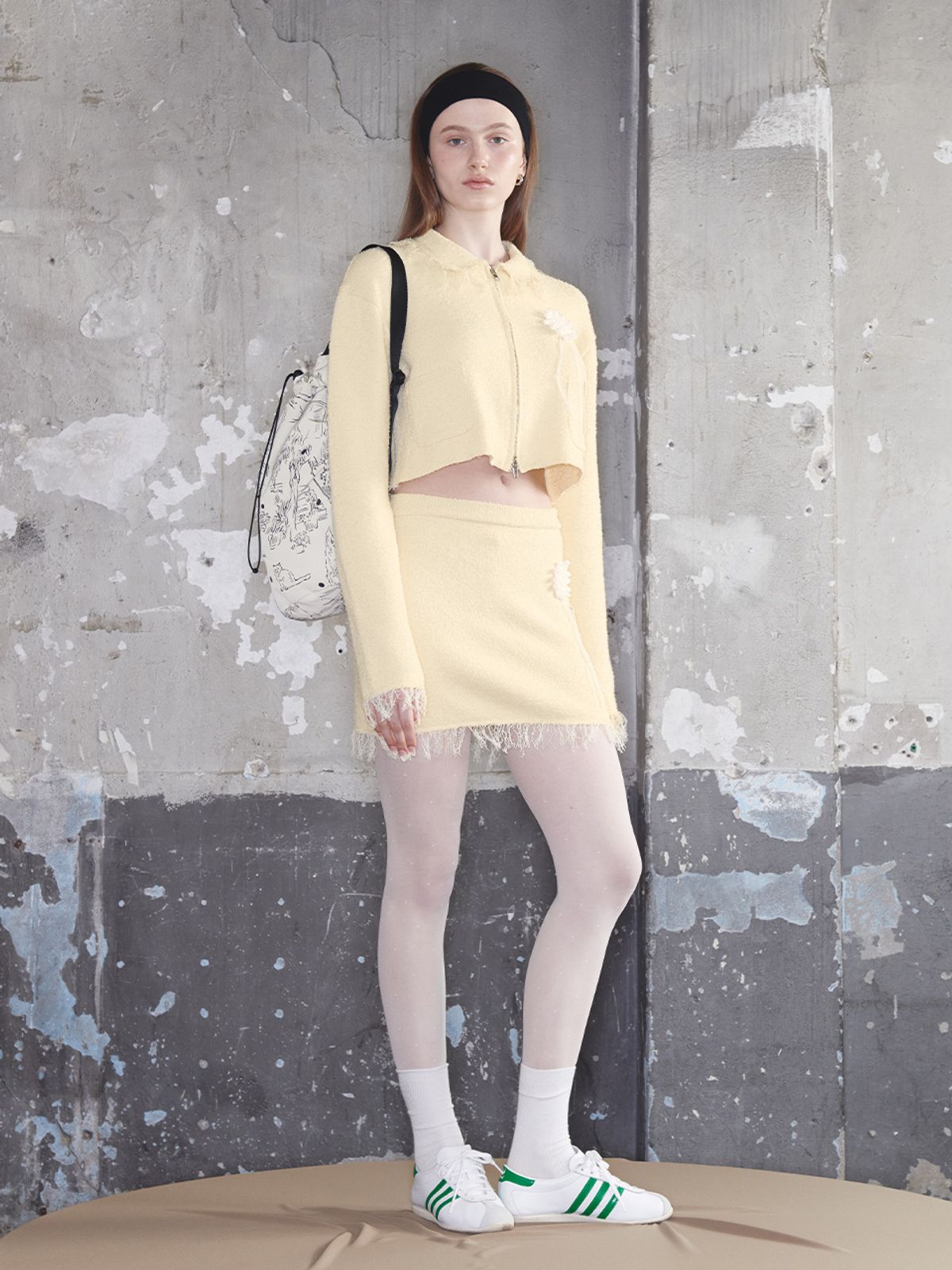 기준(KIJUN) Sun Crochet Knit Jacket Yellow