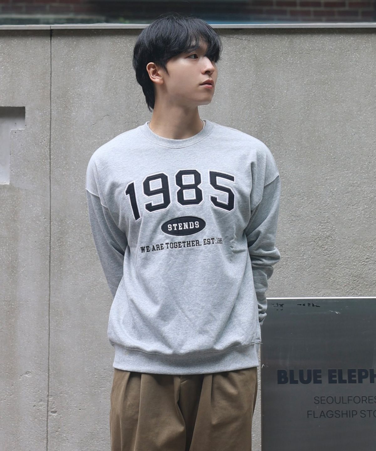 스탠즈(STENDS) [M~4XL] 오리지널 1985 크루넥_그레이-블랙