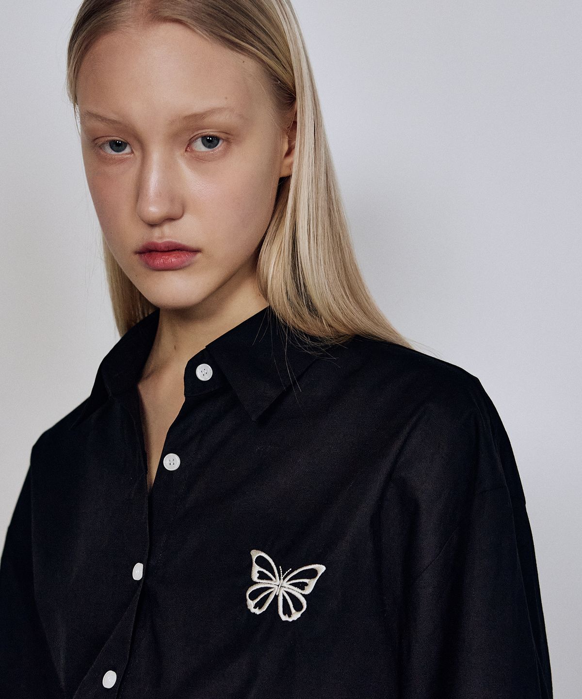닉앤니콜(NICK&NICOLE) OVERFIT PAPER COTTON BUTTERFLY SHIRT_BLACK