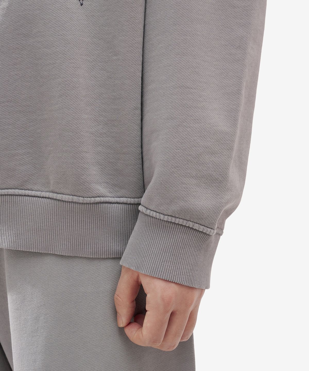 디젤(DIESEL) S 복스트 맨투맨 - 그레이 / A121240EPAI9BX