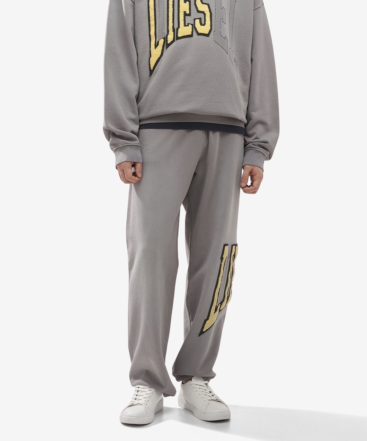 디젤(DIESEL) P 마치 스웻 팬츠 - 그레이 / A121250EPAI9BX