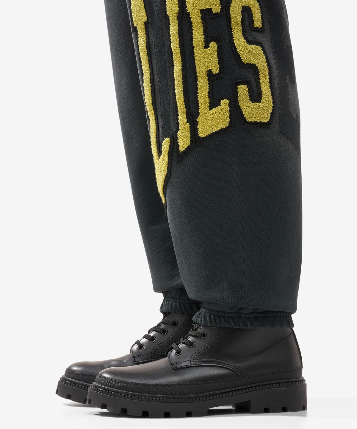 디젤(DIESEL) P 마치 스웻 팬츠 - 블랙 / A121250EPAI9XX