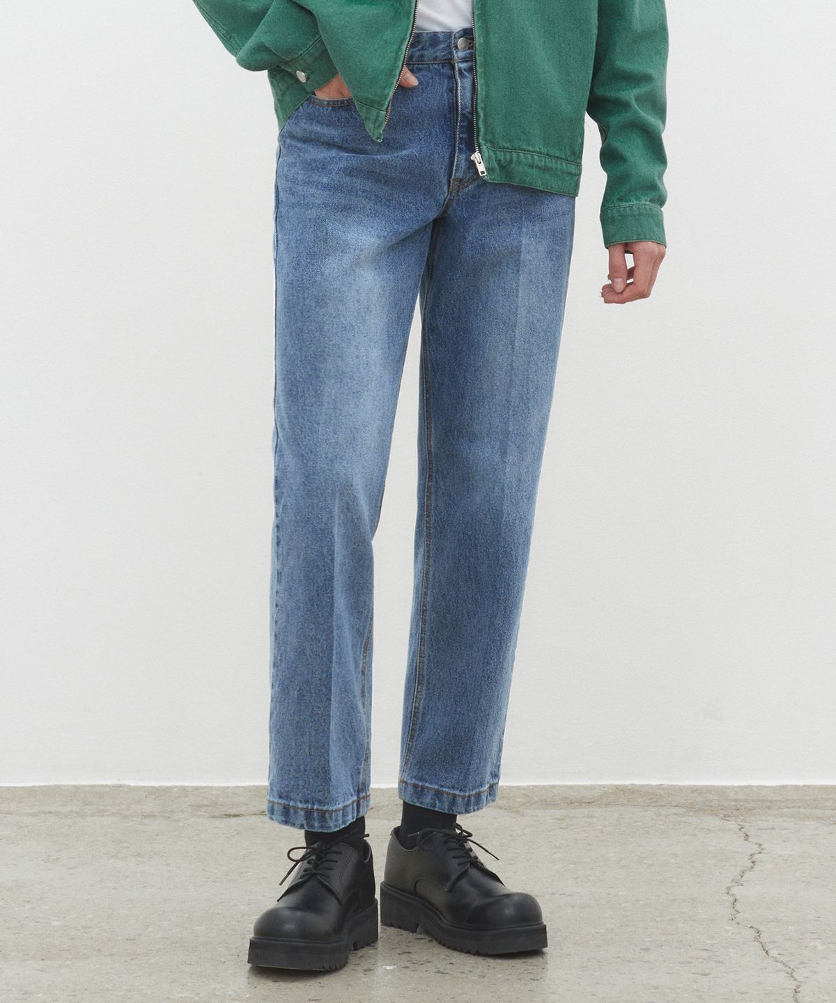 데케트(DECET) Dawn Cropped Tapered Jeans DCPT001Blue