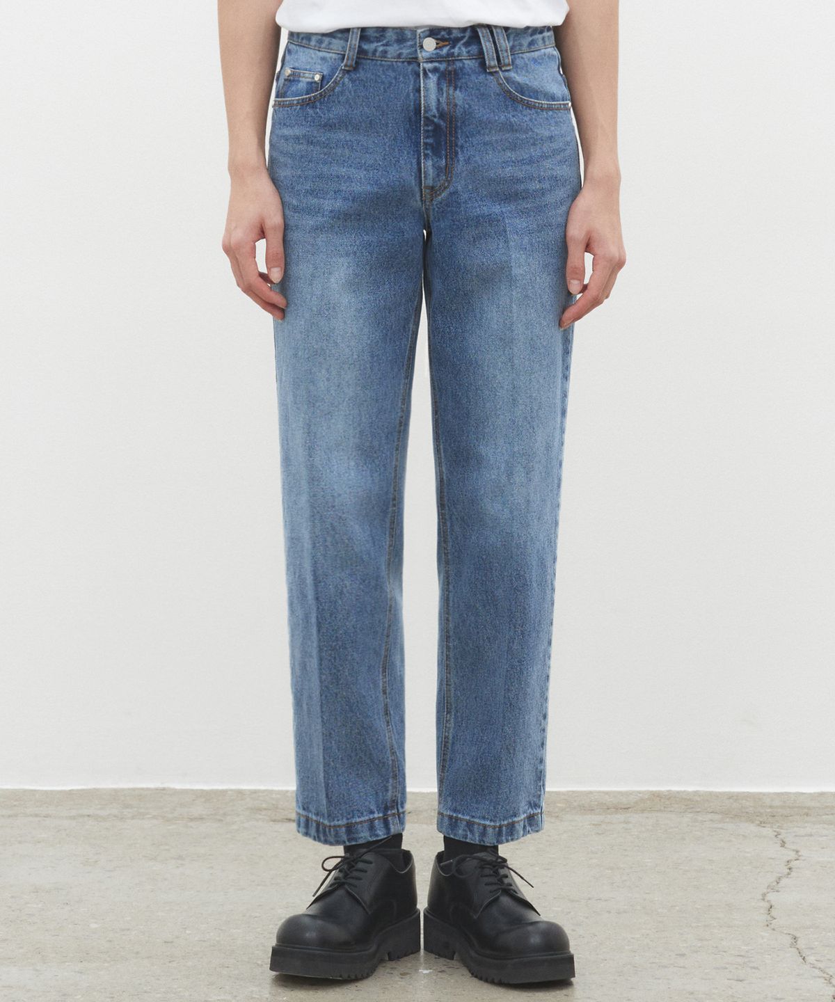 데케트(DECET) Dawn Cropped Tapered Jeans DCPT001Blue