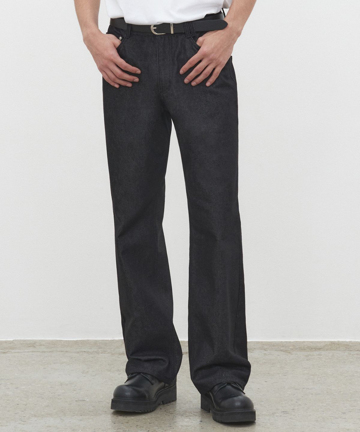 데케트(DECET) Dawn Semi Wide Jeans DCPT002CPBlack2