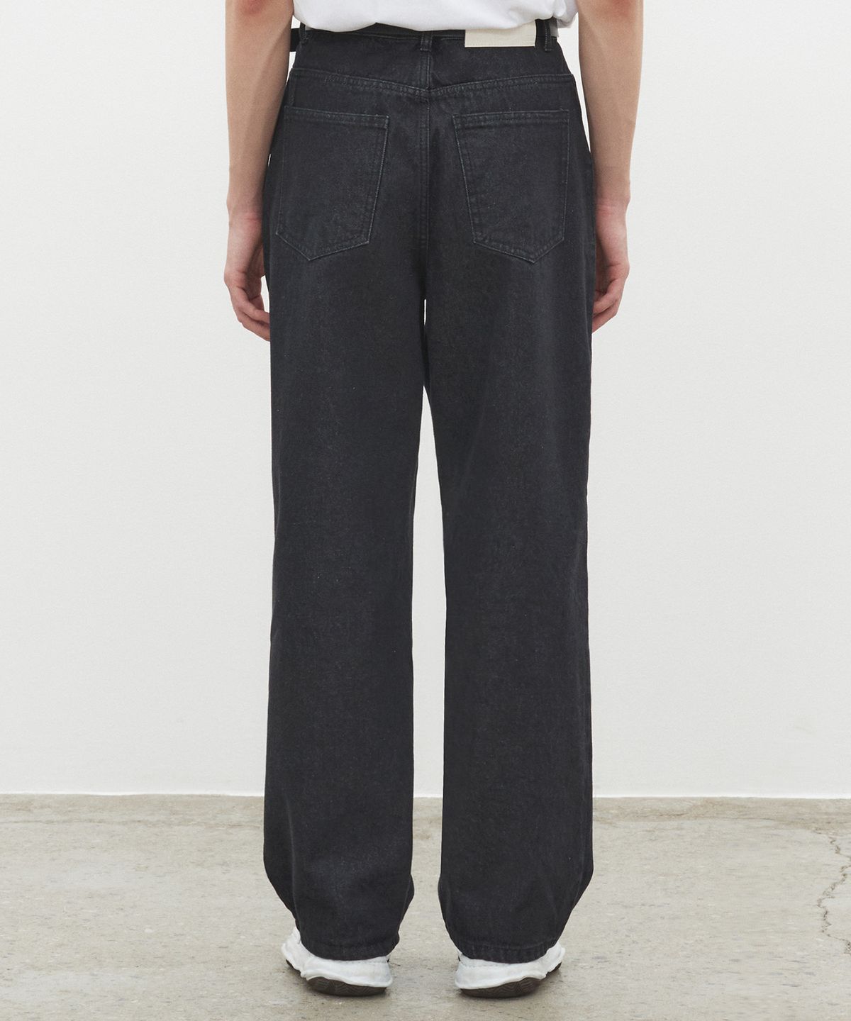데케트(DECET) Dawn 2Pleats Wide Jeans DCPT007STNBlack
