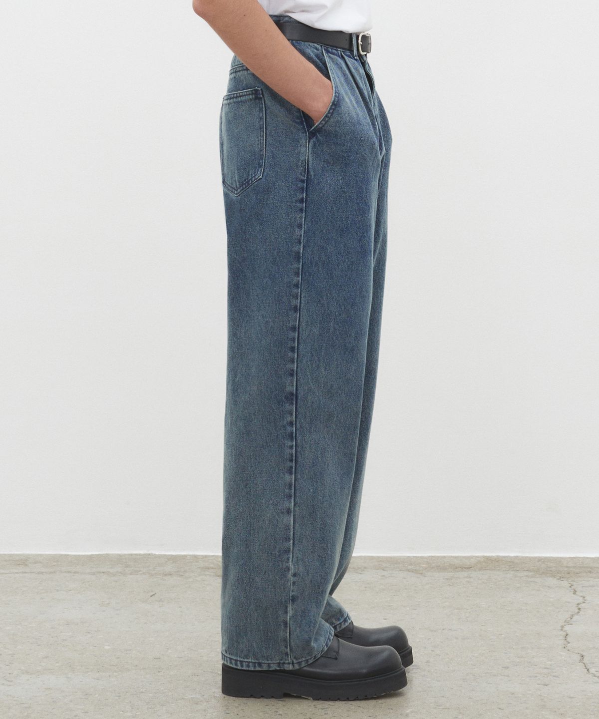 데케트(DECET) Dawn 2Pleats Wide Jeans DCPT007STNGRBlue