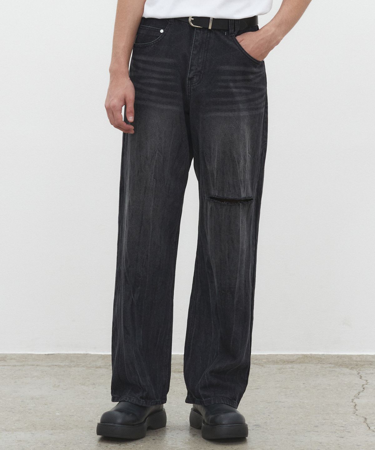 데케트(DECET) Mid Rise Wide Jeans DCPT027DMCRBlack