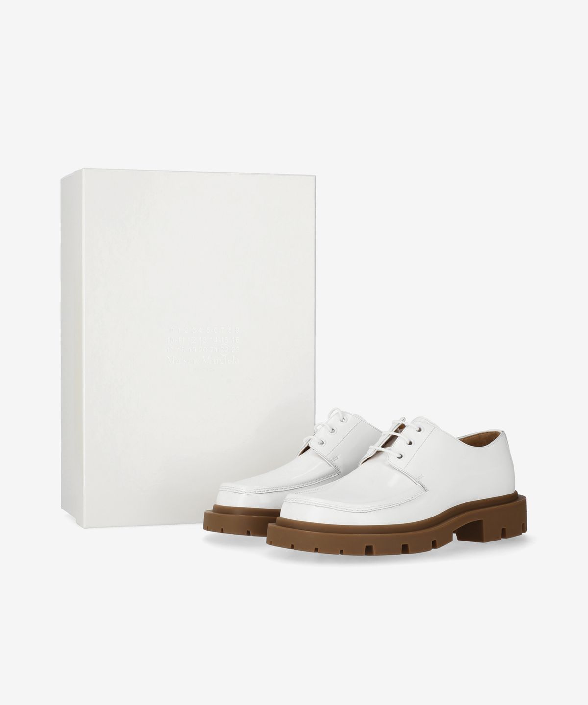 메종 마르지엘라(MAISON MARGIELA) 아이비 더비 슈즈 - 화이트 믹스 / S58WQ0133P3827H8339