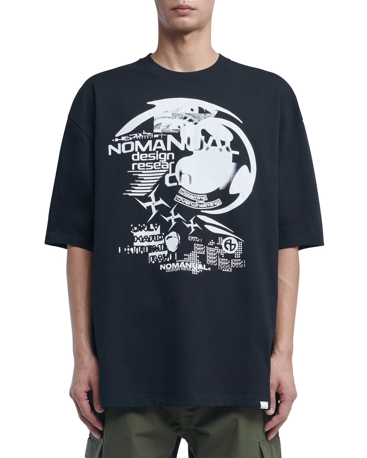 노매뉴얼(NOMANUAL) RAVE T-SHIRT - BLACK
