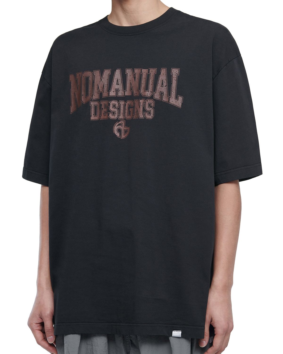 노매뉴얼(NOMANUAL) A.L T-SHIRT - WASHED BLACK