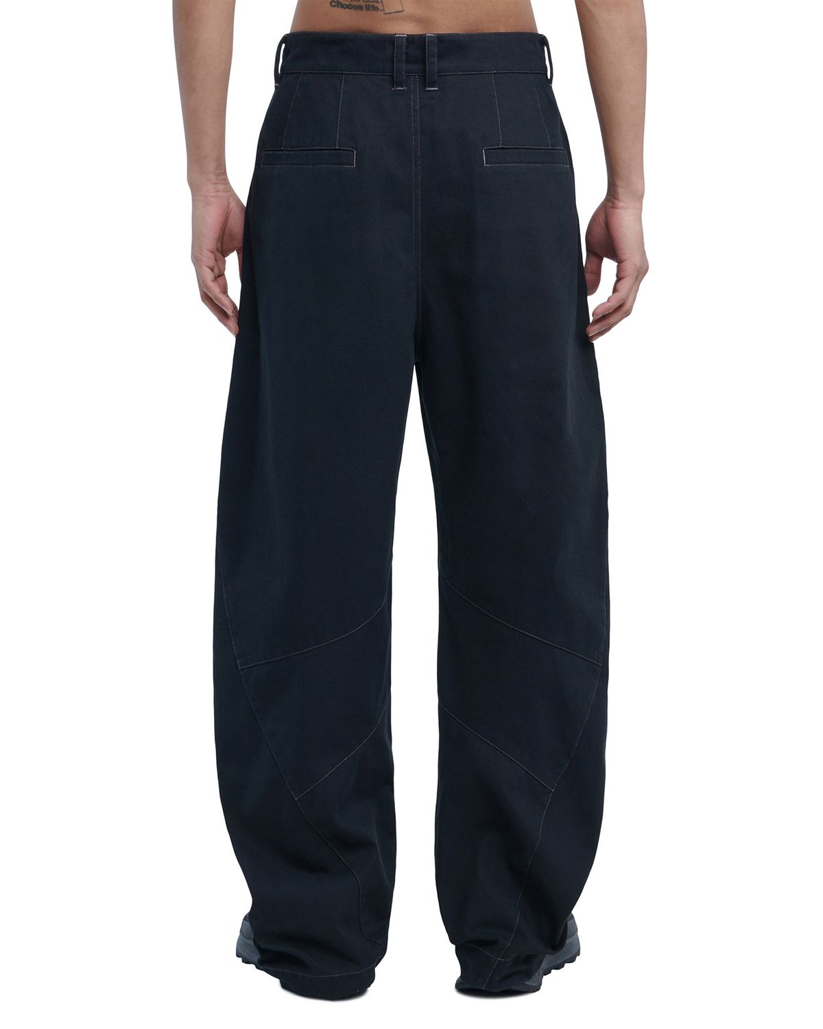 노매뉴얼(NOMANUAL) 3D CURVED PANTS - BLACK