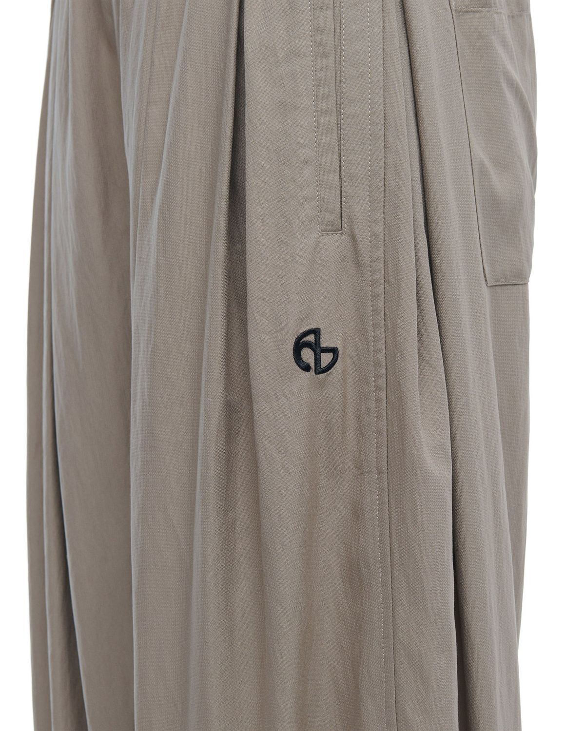 노매뉴얼(NOMANUAL) 3DT NYLON PANTS - CACAO