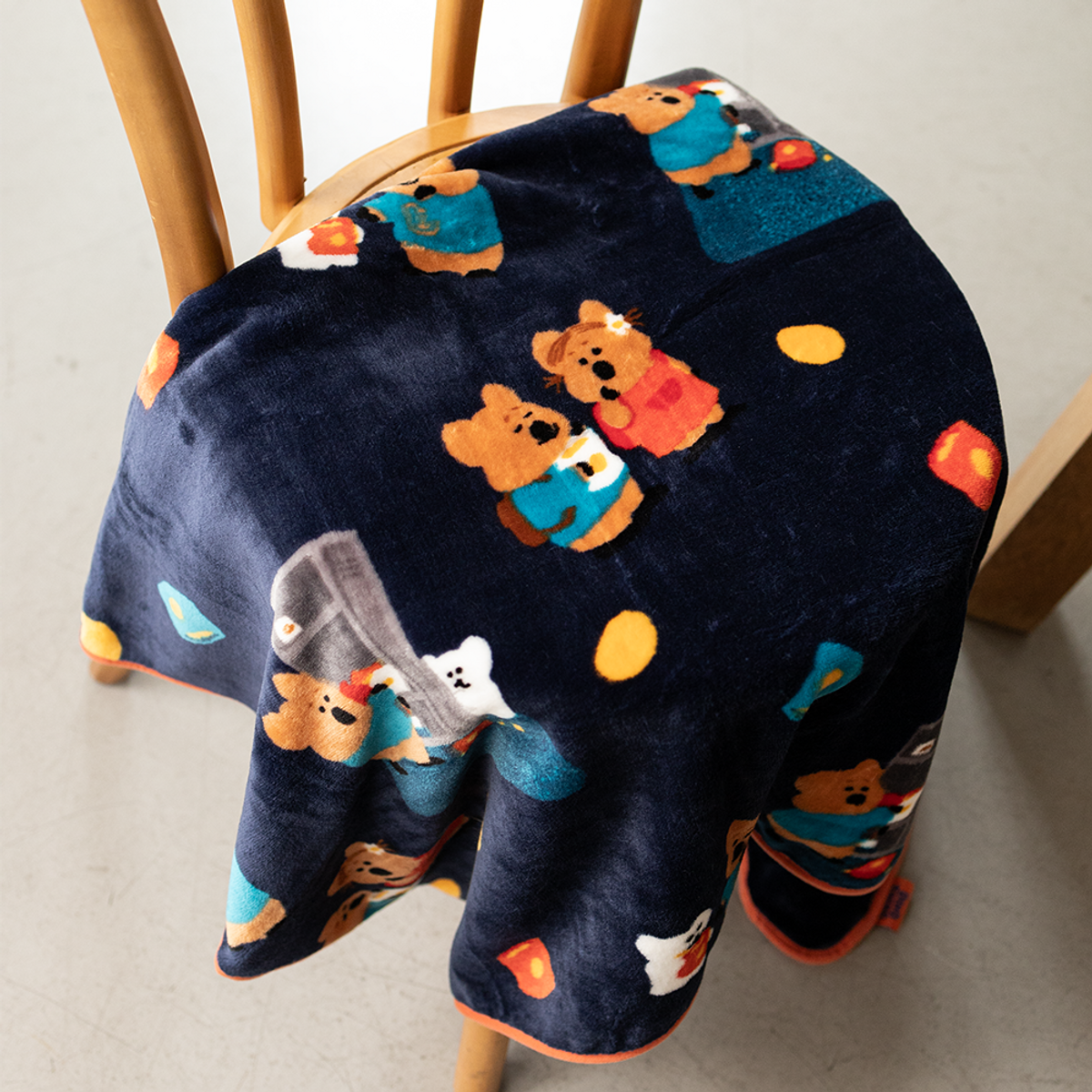 다이노탱(DINOTAENG) Quokka in School Blanket
