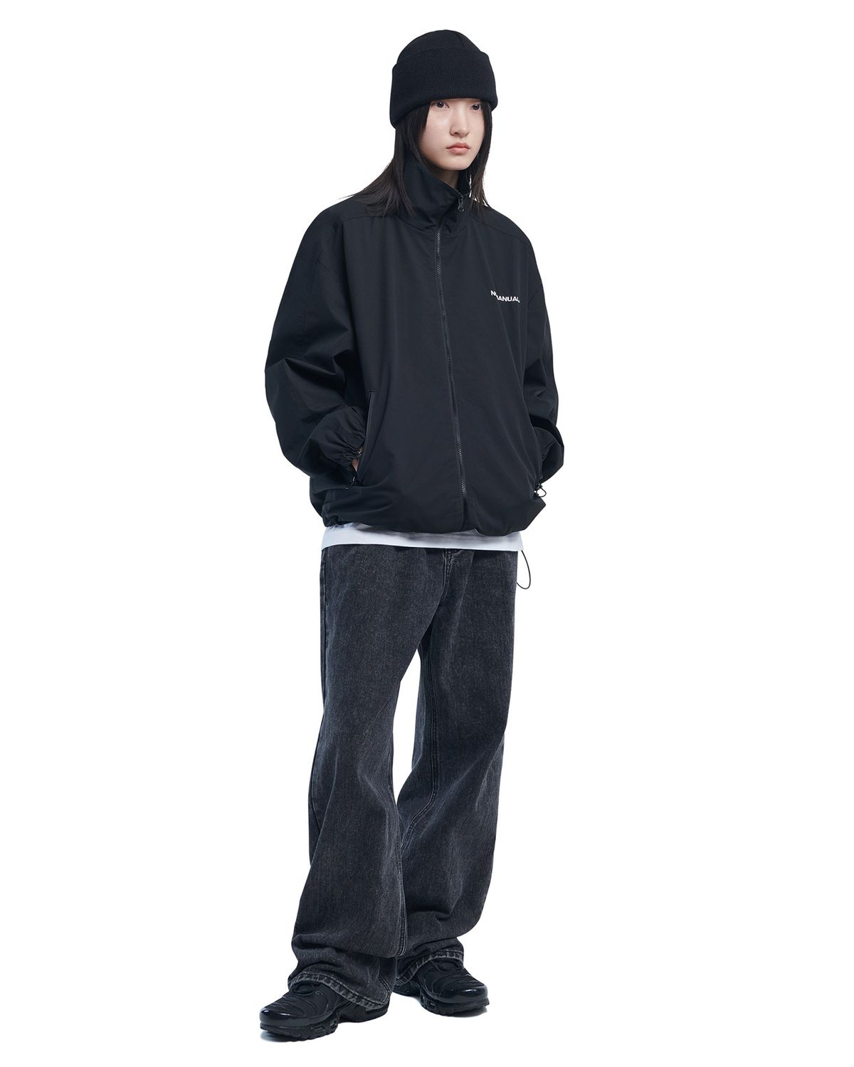 노매뉴얼(NOMANUAL) PENON TRACK TOP - BLACK