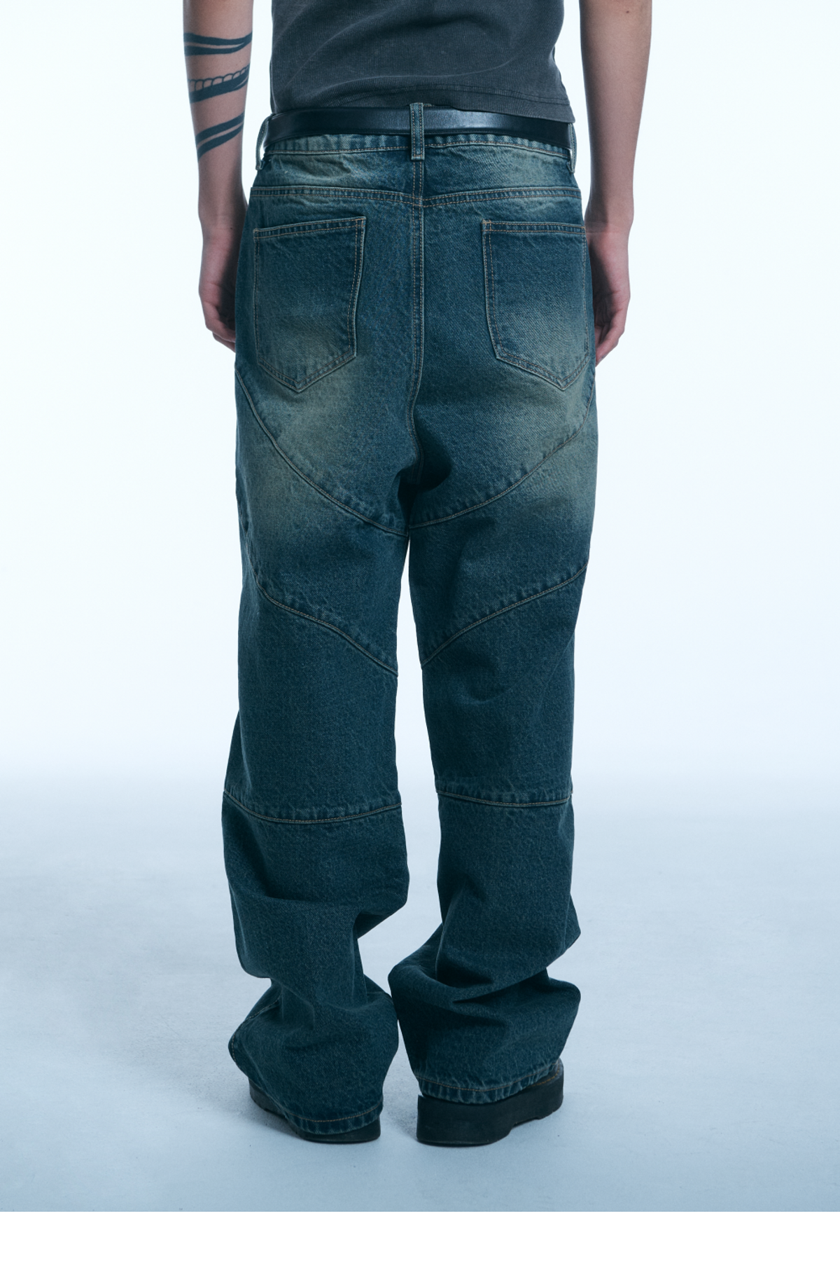제이든척(JADENCHUCK) VINTAGE WASHED LEATHER DENIM PANTS