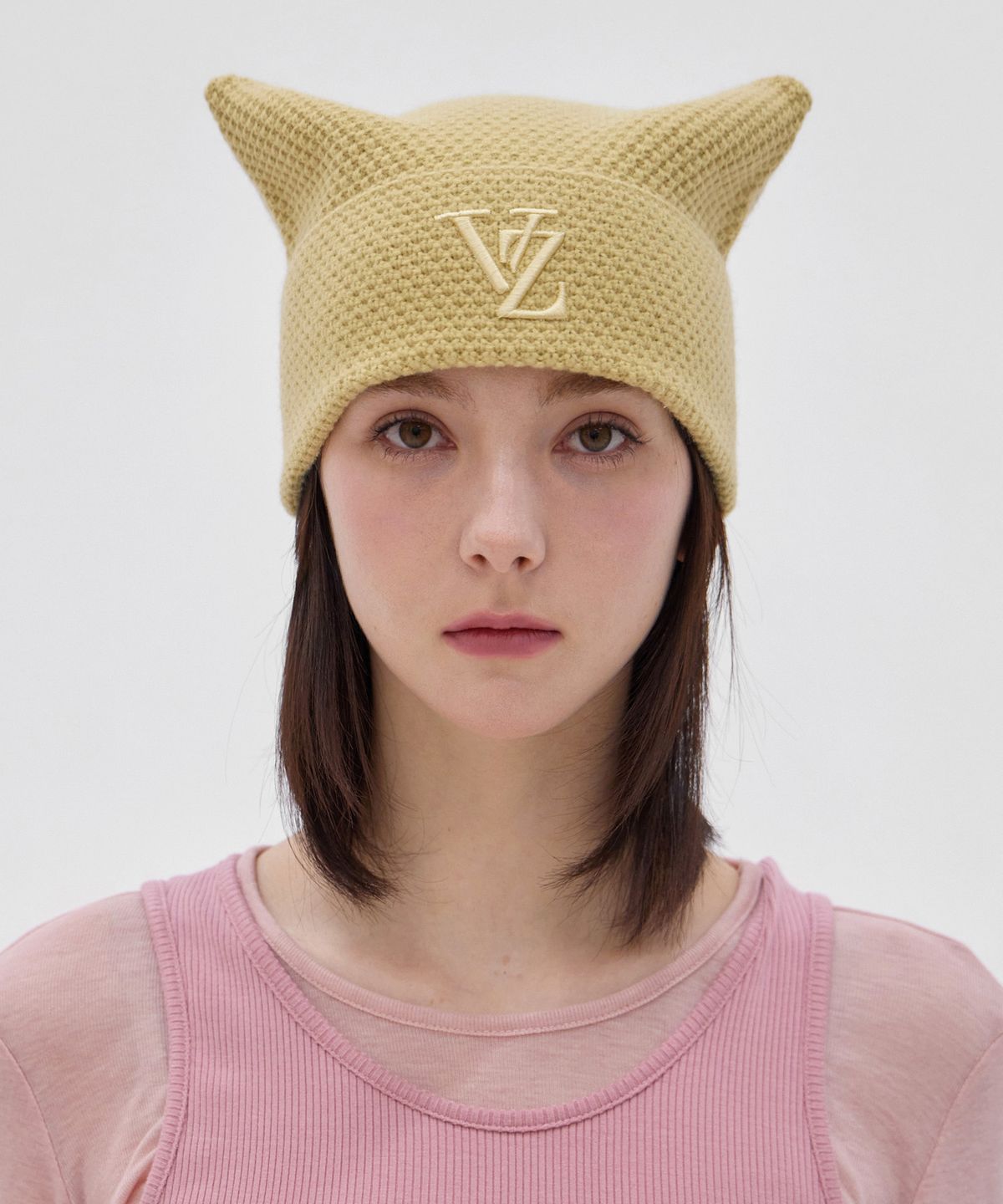 바잘(VARZAR) VZ 스퀘어 비니 베이지
