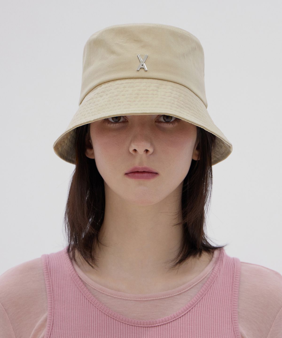 바잘(VARZAR) VA 스터드 베이직 버킷햇 베이지