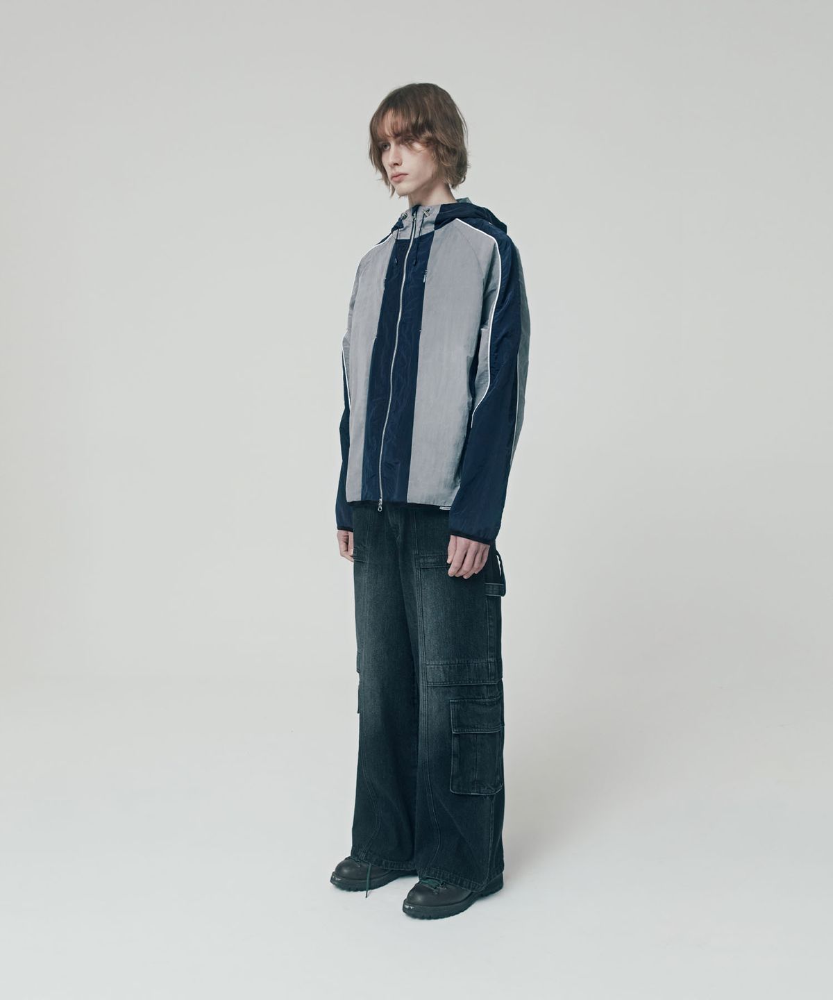 더바이닐하우스(THEVINYLHOUSE) TWO COLOR NYLON JACKET NAVY (VH2ESUJ241A)