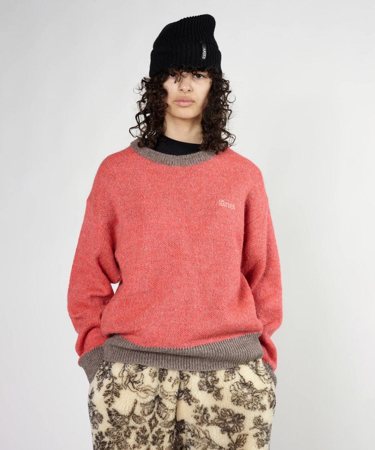 에리즈 얼라이즈(ARIES) (U) 브러시 모헤어 크루넥 니트 핑크 BRUSHED MOHAIR CREW NECK KNIT PINK
