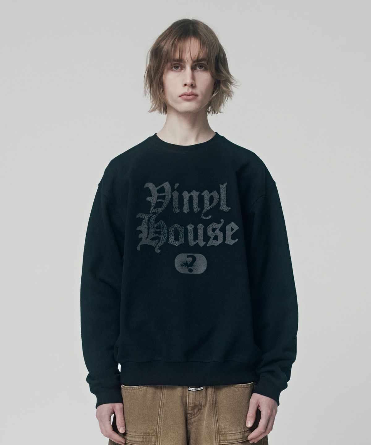 더바이닐하우스(THEVINYLHOUSE) QUESTION MARK SWEATSHIRT BLACK (VH2ESUM440A)