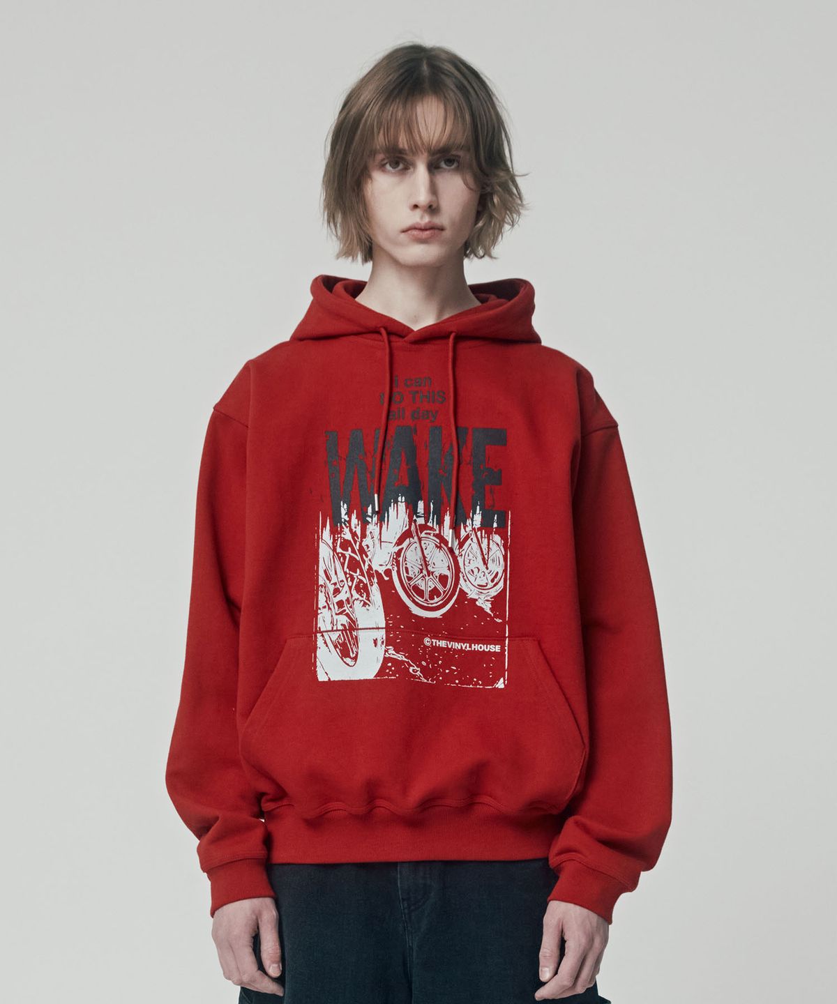 더바이닐하우스(THEVINYLHOUSE) WAKE HOODIE RED (VH2ESUM400A)