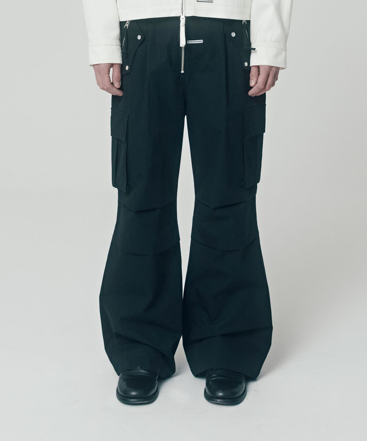 더바이닐하우스(THEVINYLHOUSE) HARDTACK POCKET PANTS BLACK (VH2ESUPA10A)