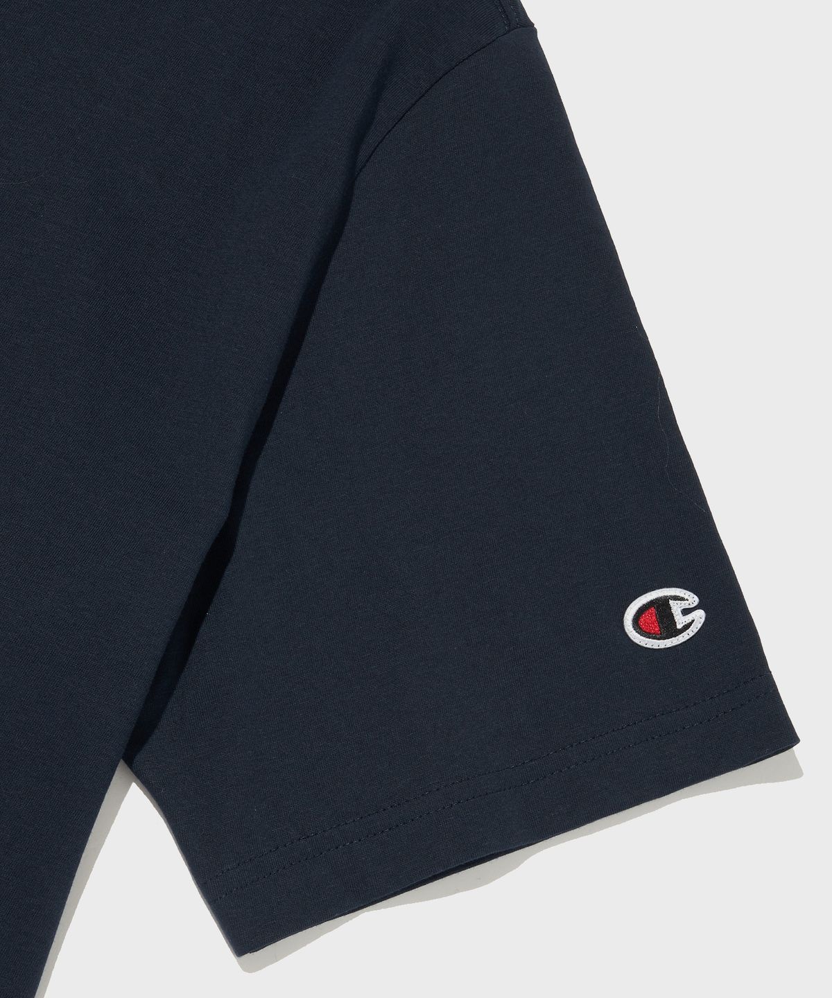 챔피온(CHAMPION) 베이직 반팔 티셔츠 2팩 White/Navy