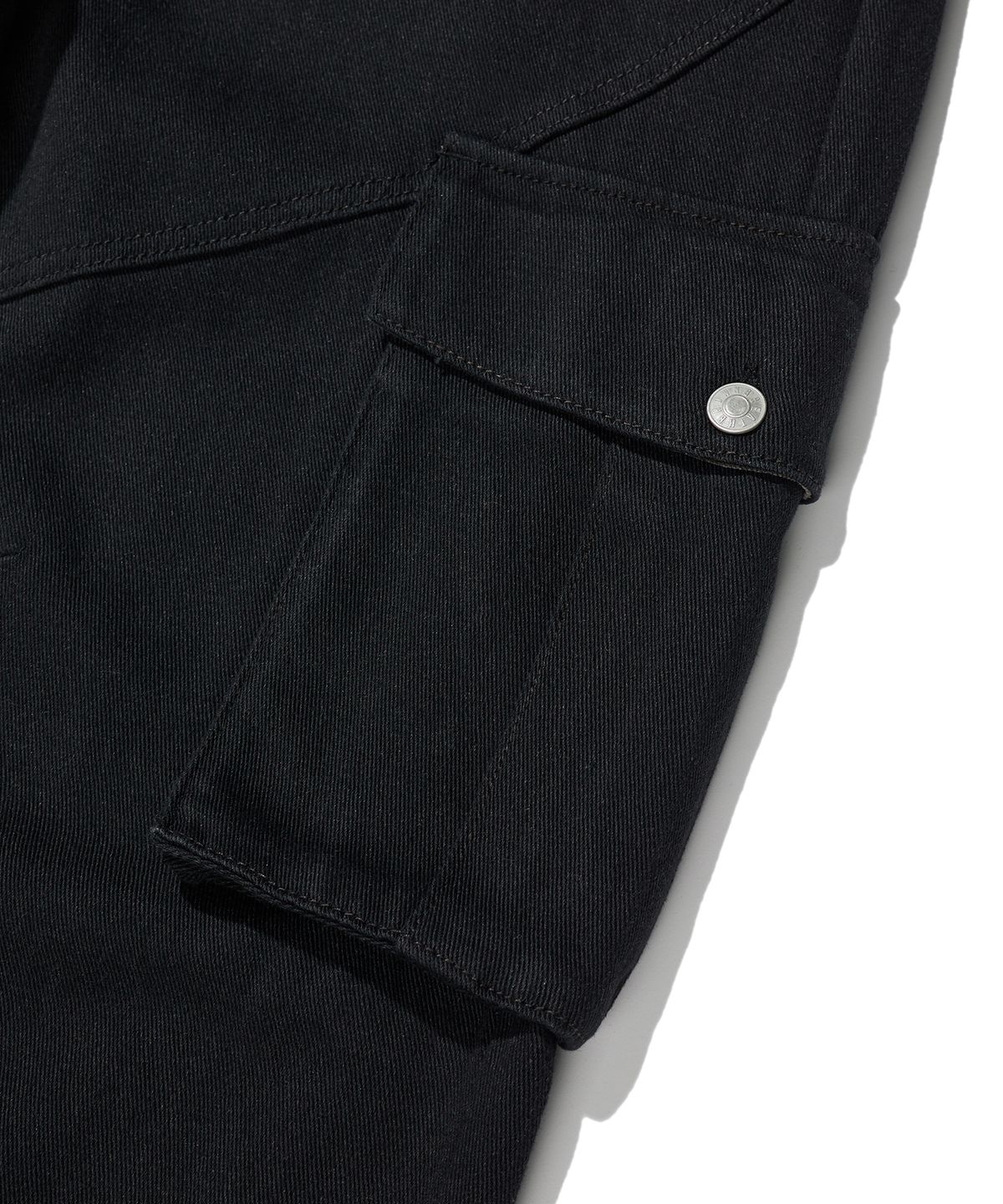 브라운브레스(BROWNBREATH) TAG BLOCK PANTS - BLACK