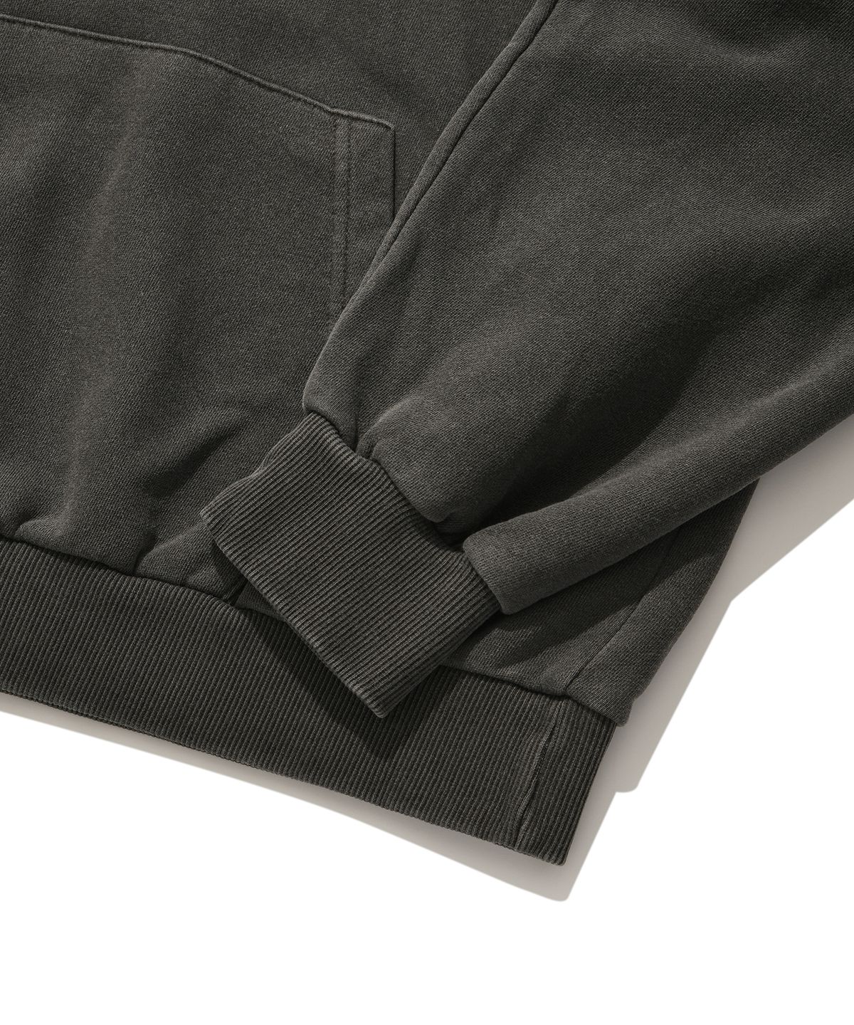 스웨이드(SUADE) SKULL STAR HOODIE [PIGMENT BLACK]