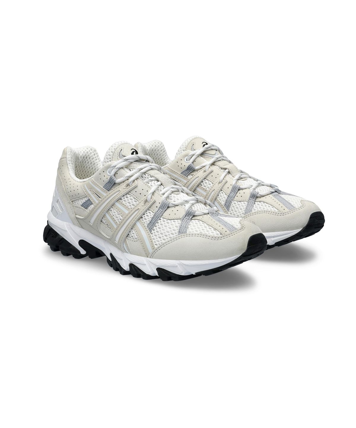 아식스(ASICS) 젤-소노마 15-50 - 화이트:스모크 그레이 / 1201A438-101