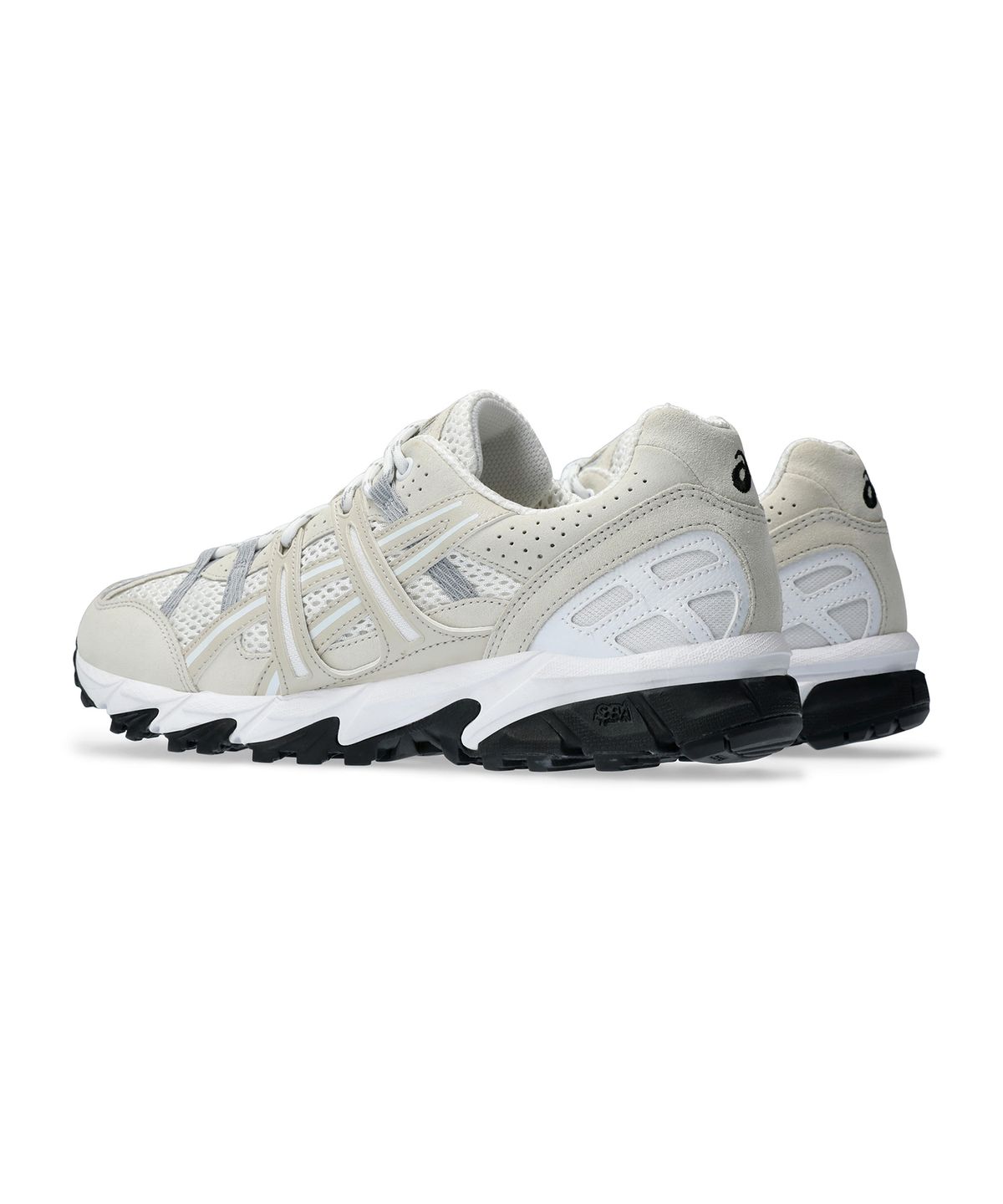 아식스(ASICS) 젤-소노마 15-50 - 화이트:스모크 그레이 / 1201A438-101