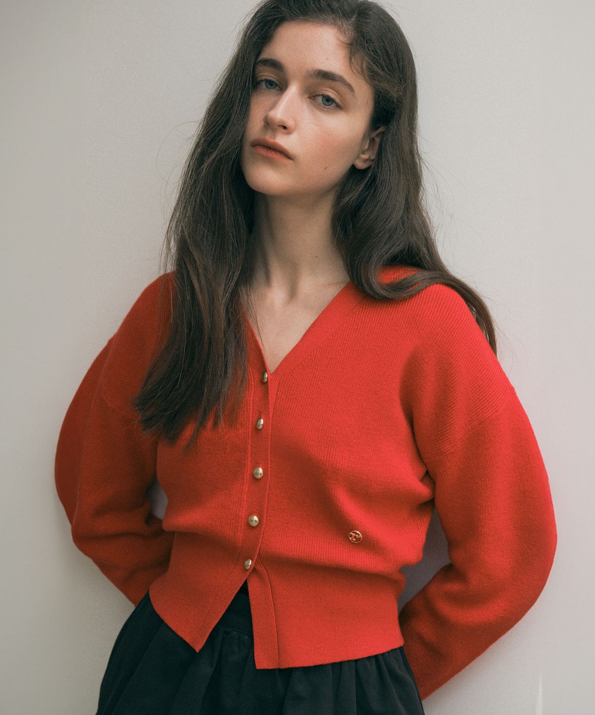 로라로라(ROLAROLA) VOLUME SLEEVE CARDIGAN RED