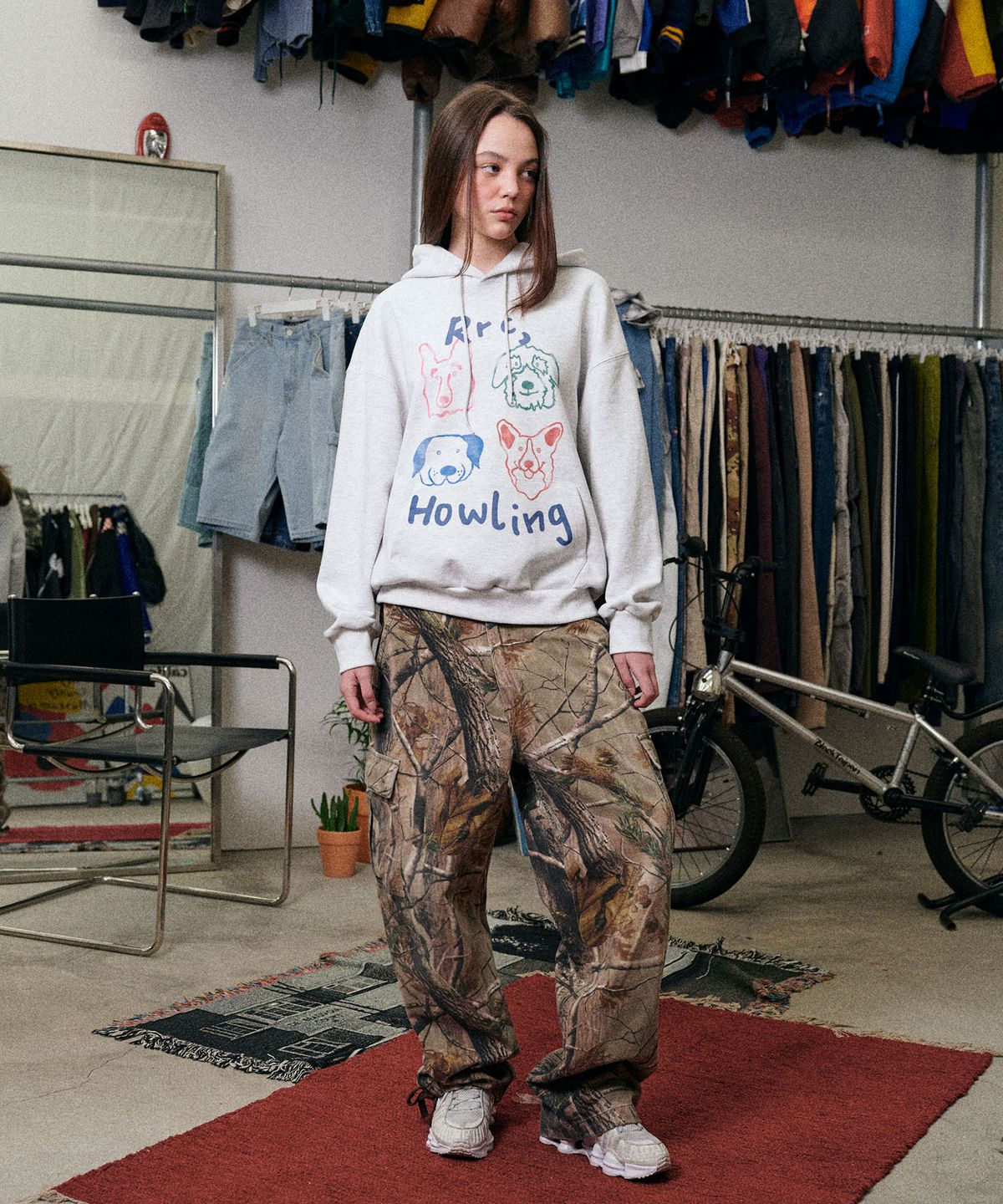 리트리버클럽(RETRIEVER CLUB) COLOR HOWLING HOODIE [MELANGE GRAY]