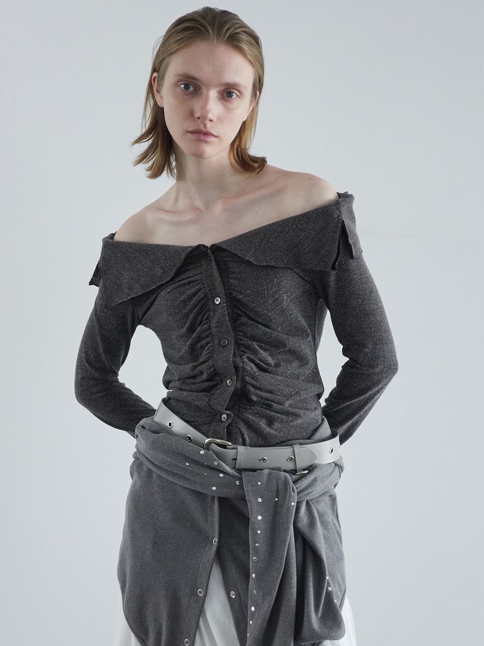 Tシャツ・カットソー CERRIC : 25SS / OFF SHOULDER BACK OPEN TOP (4COLORS) Off the Shoulder Slouchy T Shirts, Cotton Bare Shoulder Tees