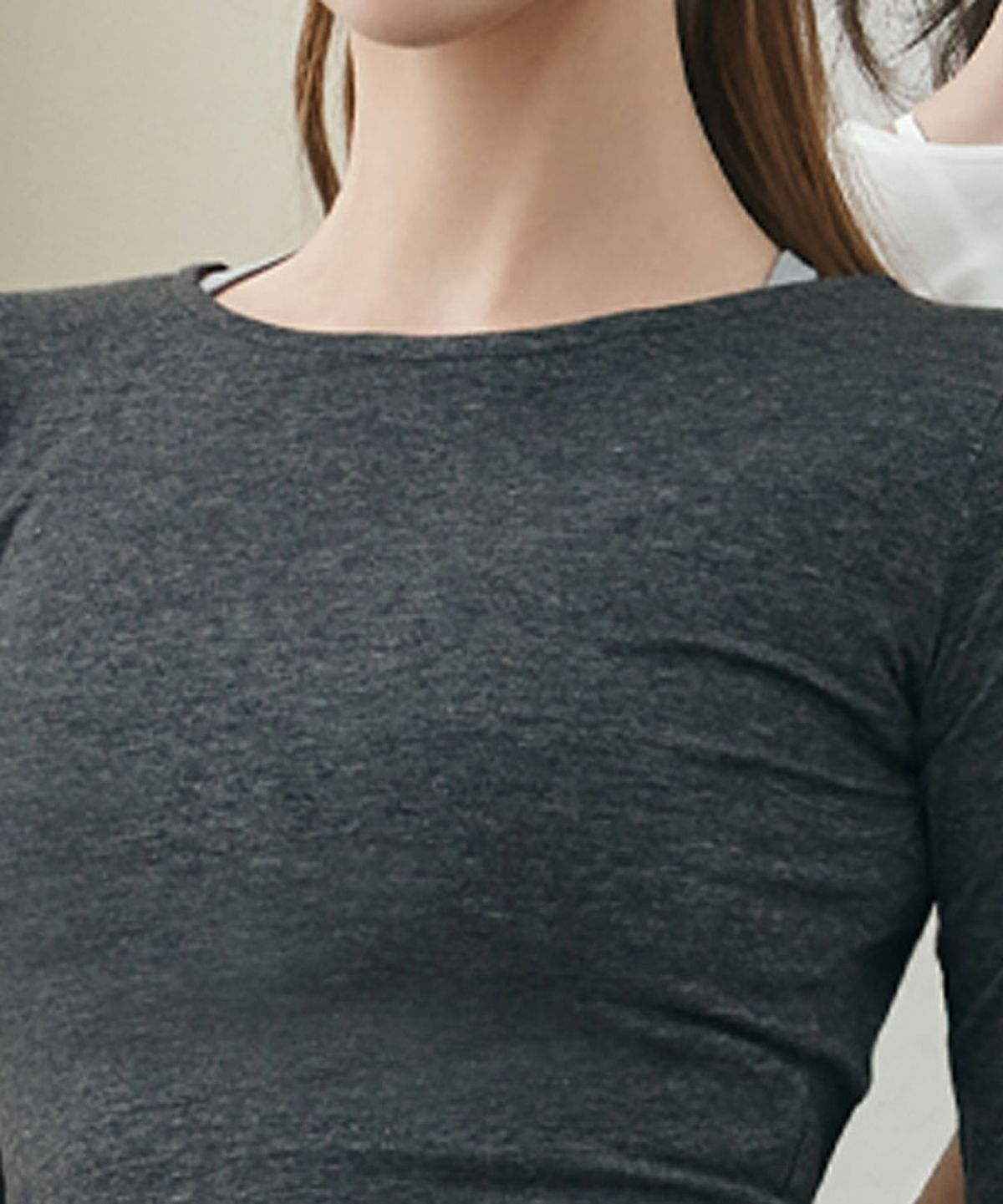 데비웨어(DEVIWEAR) 백 컷아웃 롱슬리브 DEVI-T0102-차콜