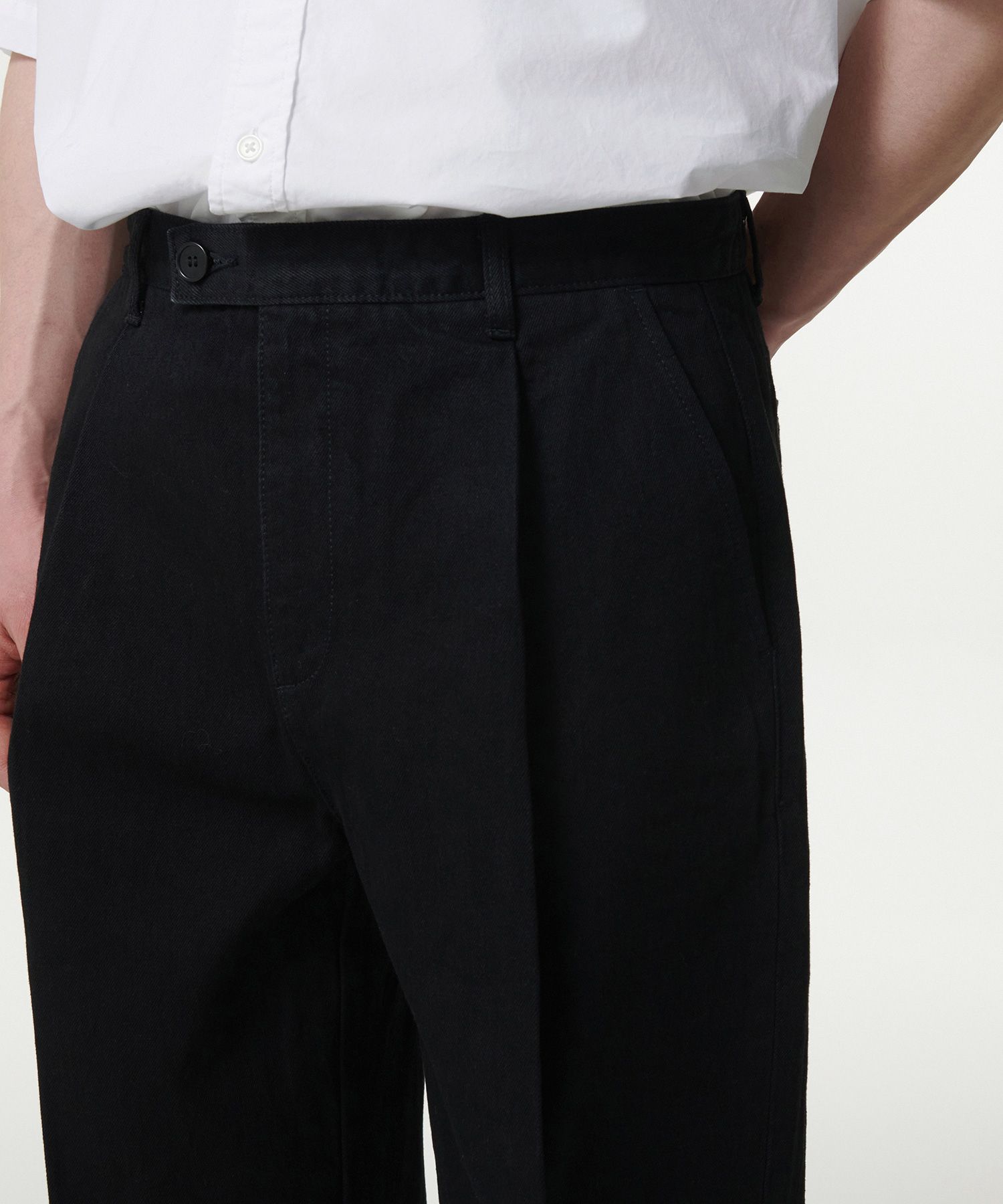 ★MUSINSA STANDARD★ One Tuck Wide Denim Slacks Low Black MM MUSINSA | MUSINSA STANDARD One Tuck Wide Denim Slacks [Black]