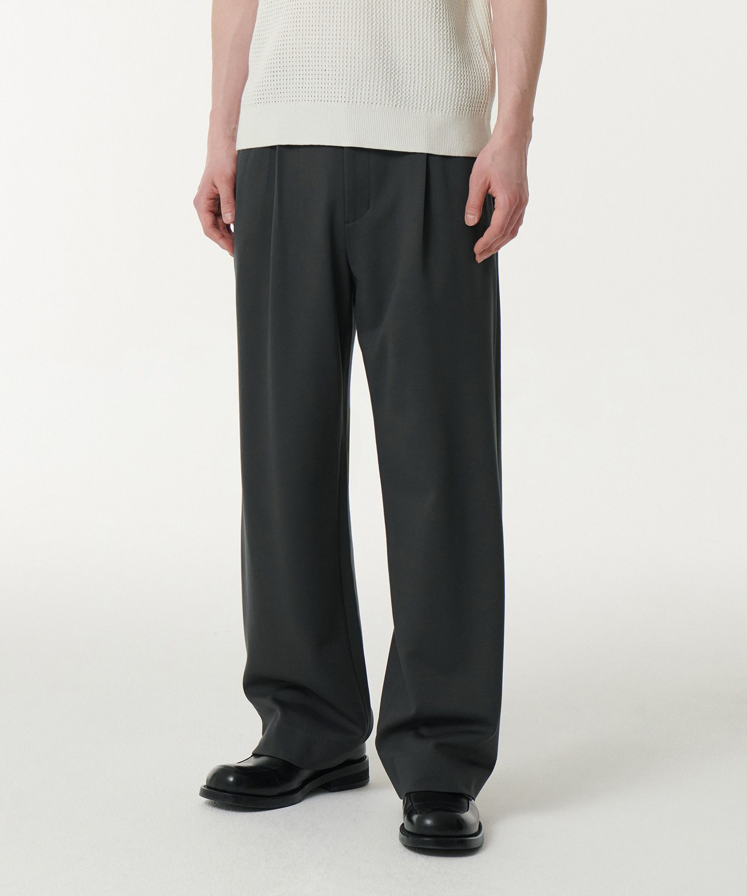 MUSINSA公式 | MUSINSA STANDARD ポンテワンタックワイドコージー