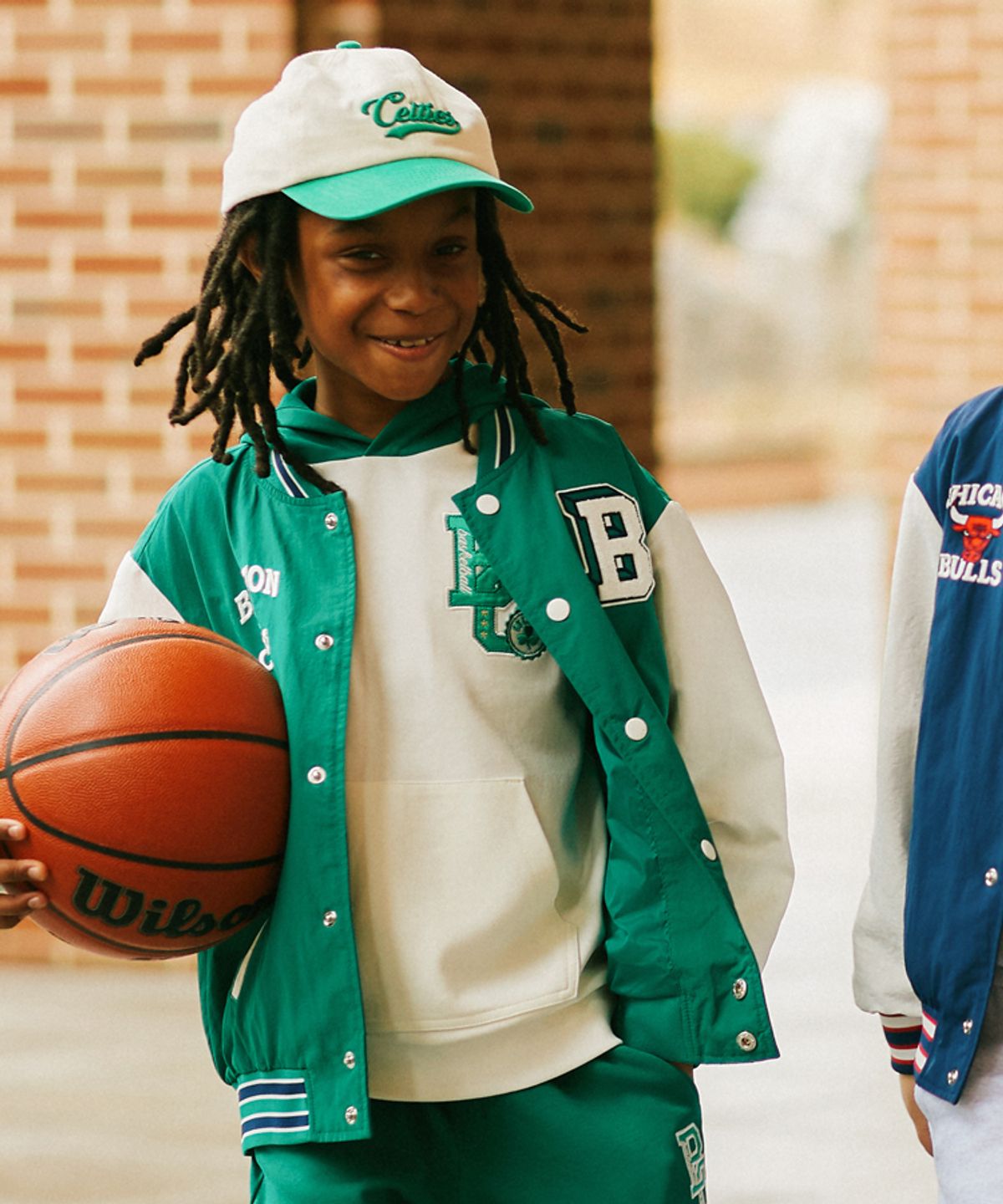 엔비에이 키즈(NBA KIDS) 팀 아트웍 바시티점퍼(K241JP010P) 그린